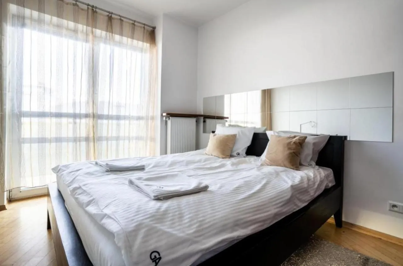 Platinum Towers - Huge Apartment - Luxury Building - Next To Browary Warszawskie Warszawa Polen